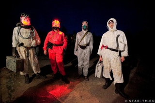Illustration for article titled Gamers Play Fallout — In the Real World